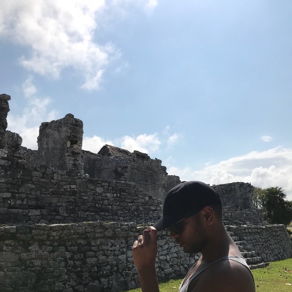 Meet your Posher, Farid - Picture 1 of 1